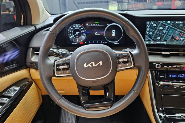 2022 Kia Carnival с пробегом 61 866 км