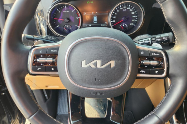 2022 Kia Carnival с пробегом 71 000 км