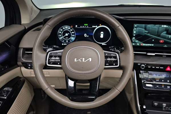 2023 Kia Carnival с пробегом 62 923 км