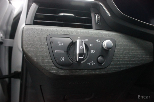 2023 Audi A4 с пробегом 19 990 км