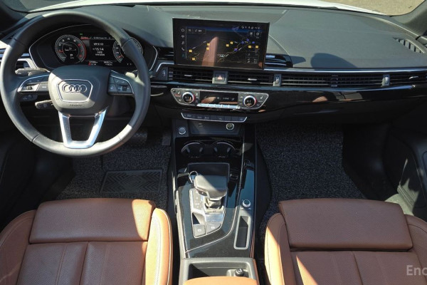 2021 Audi A4 с пробегом 67 088 км