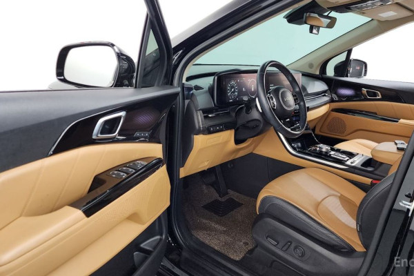 2022 Kia Carnival с пробегом 47 092 км