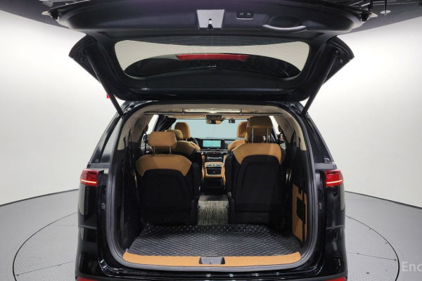 2022 Kia Carnival с пробегом 110 447 км