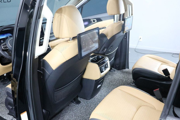 2023 Kia Carnival с пробегом 59 052 км