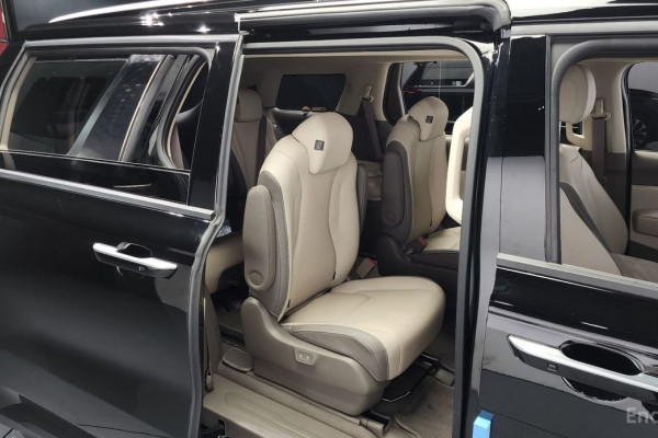 2021 Kia Carnival с пробегом 56 281 км