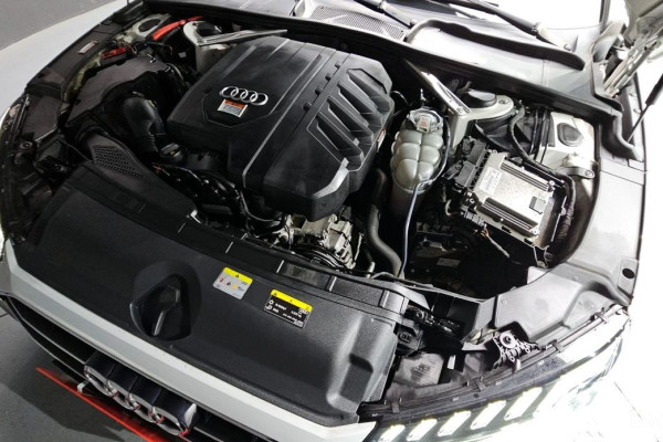 2021 Audi A4 с пробегом 134 282 км