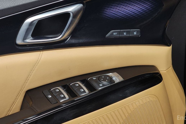 2023 Kia Carnival с пробегом 61 759 км