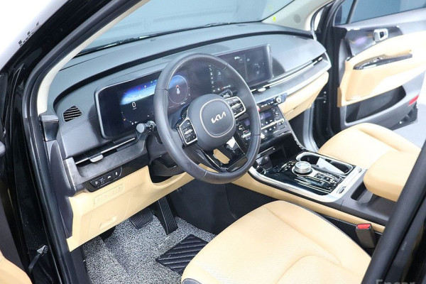 2023 Kia Carnival с пробегом 59 052 км