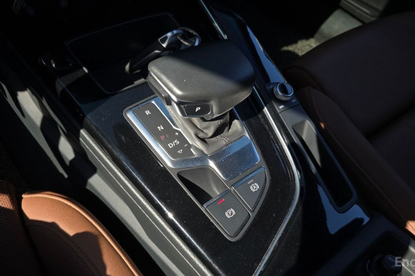 2021 Audi A4 с пробегом 67 088 км