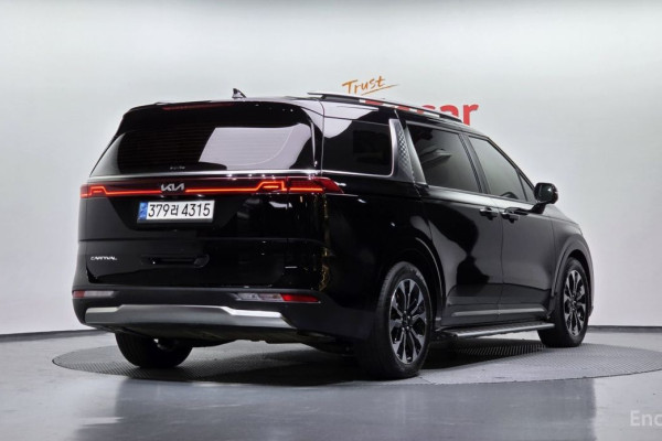 2021 Kia Carnival с пробегом 39 752 км