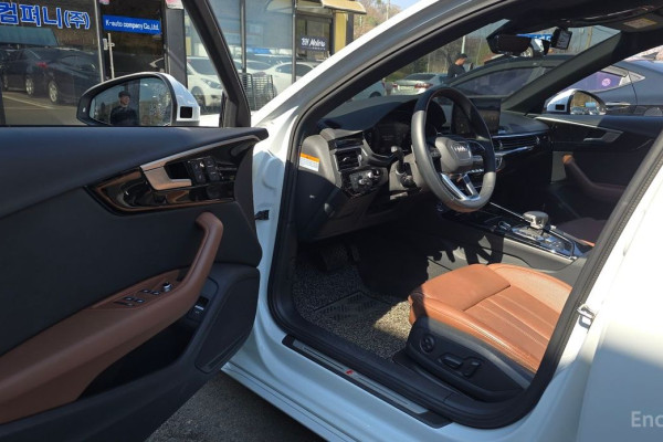2021 Audi A4 с пробегом 67 088 км