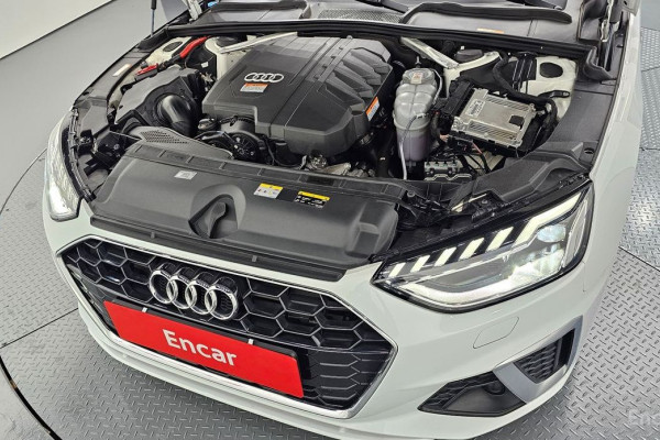 2023 Audi A4 с пробегом 48 293 км