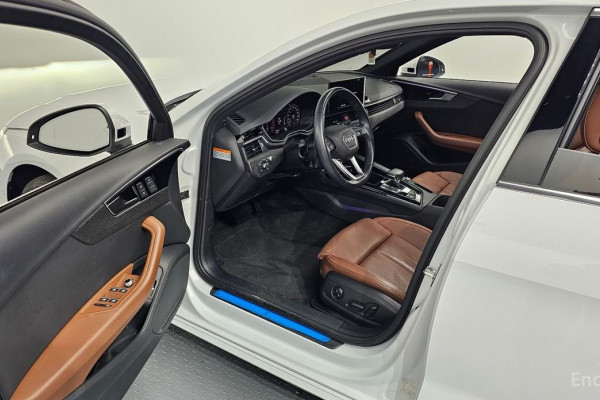 2023 Audi A4 с пробегом 48 293 км