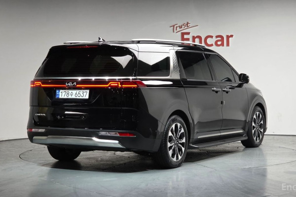 2022 Kia Carnival с пробегом 52 609 км