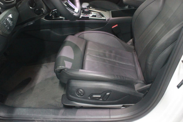 2023 Audi A4 с пробегом 19 990 км