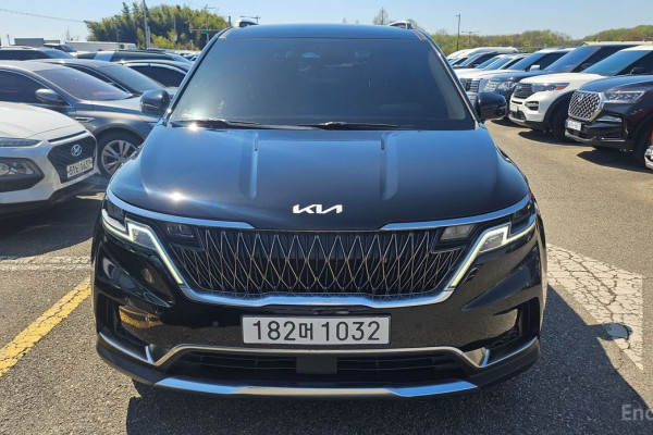 2022 Kia Carnival с пробегом 82 435 км
