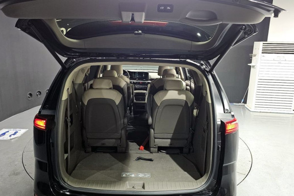 2021 Kia Carnival с пробегом 106 516 км