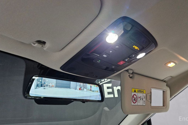 2023 Kia Carnival с пробегом 28 597 км