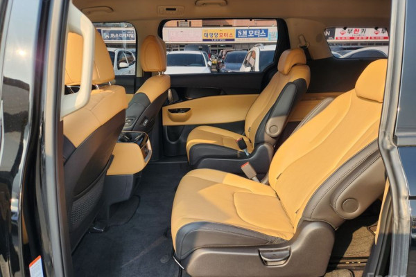 2022 Kia Carnival с пробегом 71 000 км