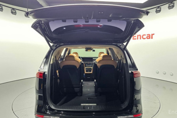 2022 Kia Carnival с пробегом 75 724 км