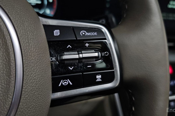 2023 Kia Carnival с пробегом 62 923 км