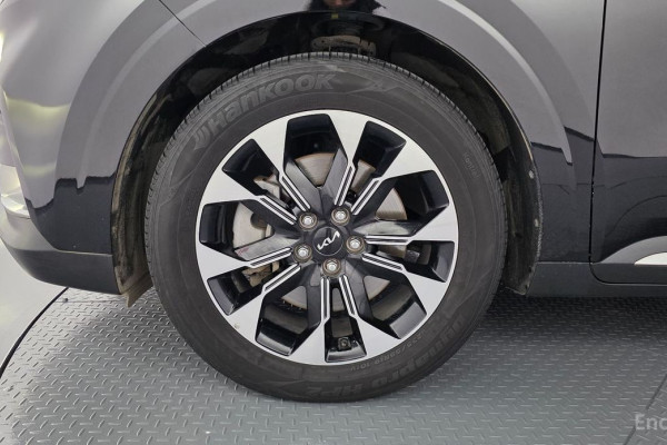 2023 Kia Carnival с пробегом 76 311 км