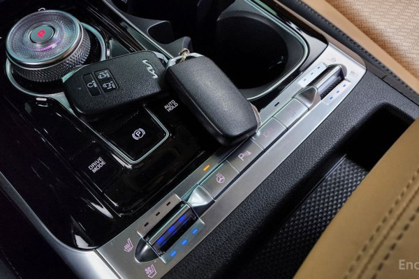 2022 Kia Carnival с пробегом 64 206 км