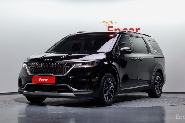 2022 Kia Carnival с пробегом 85 561 км