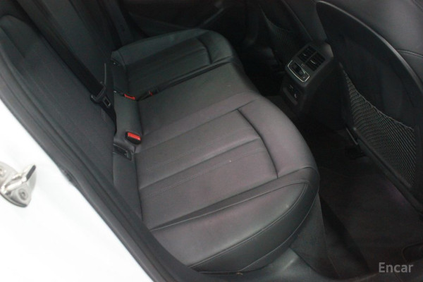 2023 Audi A4 с пробегом 19 990 км