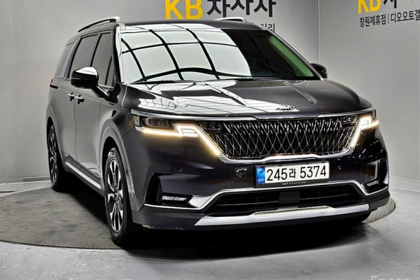 2021 Kia Carnival с пробегом 57 872 км