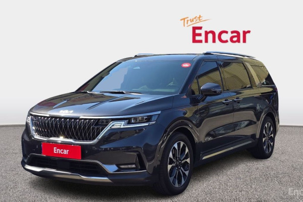 2023 Kia Carnival с пробегом 33 829 км