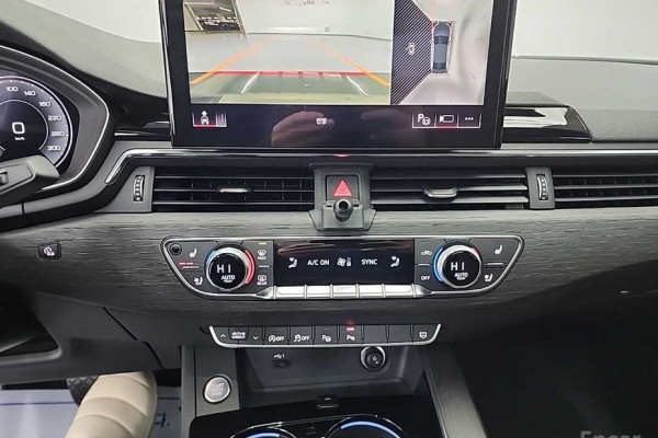 2022 Audi A4 с пробегом 15 364 км