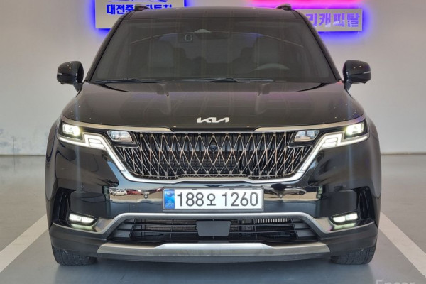 2023 Kia Carnival с пробегом 76 362 км