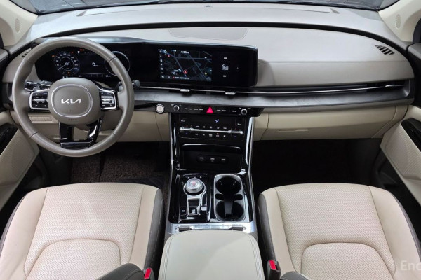 2023 Kia Carnival с пробегом 76 311 км