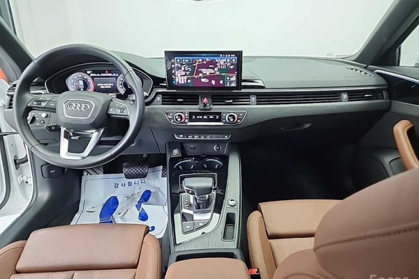 2022 Audi A4 с пробегом 15 364 км