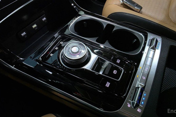 2021 Kia Carnival с пробегом 93 207 км