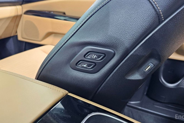 2022 Kia Carnival с пробегом 75 724 км