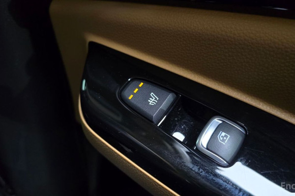 2022 Kia Carnival с пробегом 40 287 км