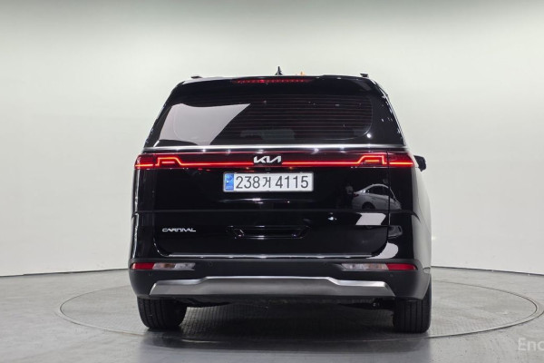 2023 Kia Carnival с пробегом 34 344 км