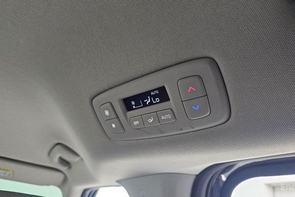 2023 Kia Carnival с пробегом 44 570 км