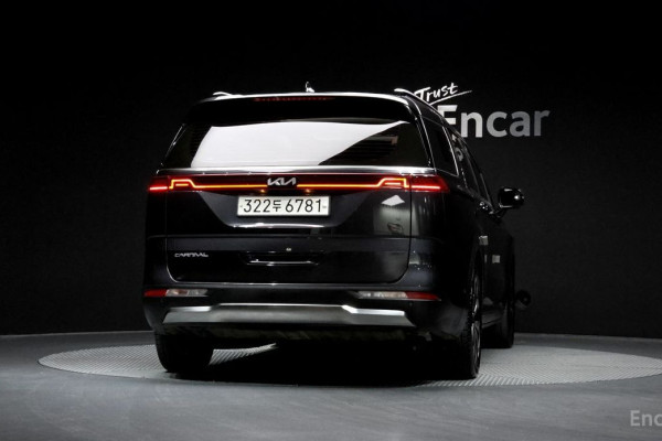 2023 Kia Carnival с пробегом 118 215 км