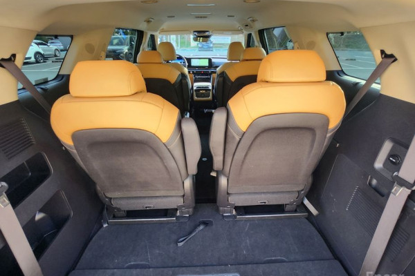 2023 Kia Carnival с пробегом 59 765 км