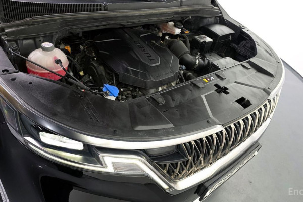 2022 Kia Carnival с пробегом 85 561 км