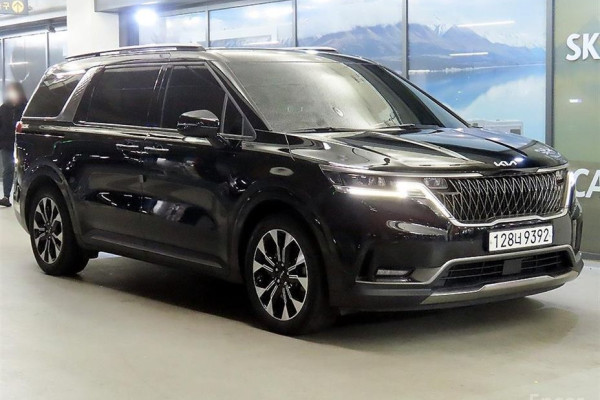 2022 Kia Carnival с пробегом 105 927 км