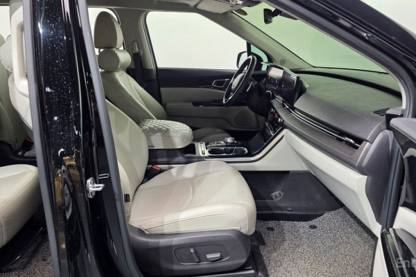 2021 Kia Carnival с пробегом 39 752 км