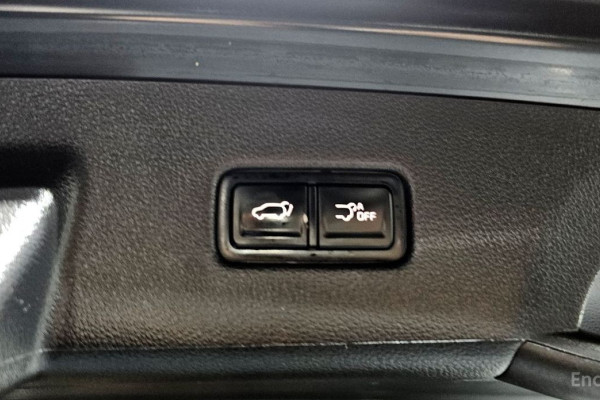 2023 Kia Carnival с пробегом 100 569 км