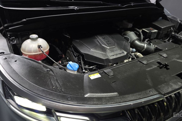 2023 Kia Carnival с пробегом 118 215 км