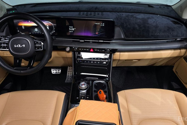 2021 Kia Carnival с пробегом 19 316 км