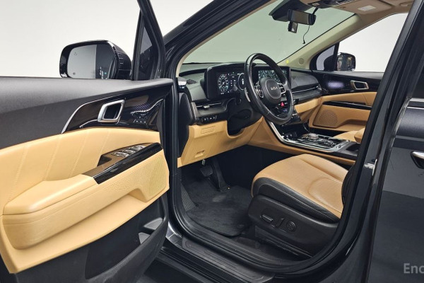 2022 Kia Carnival с пробегом 71 142 км