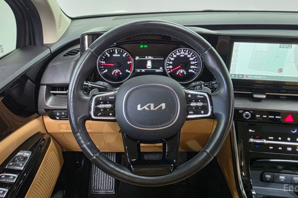 2021 Kia Carnival с пробегом 93 207 км